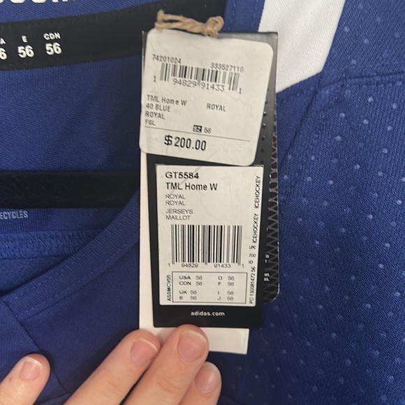 TWO Men’s Toronto Maple Leafs Jerseys - Picture 4 of 5